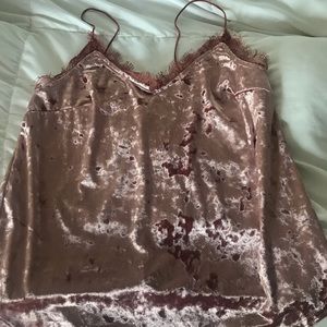 Velvet tank